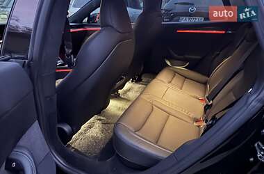 Лифтбек Tesla Model S 2021 в 