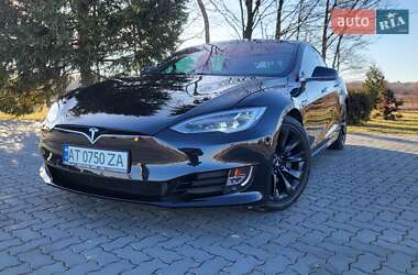 Лифтбек Tesla Model S 2016 в 