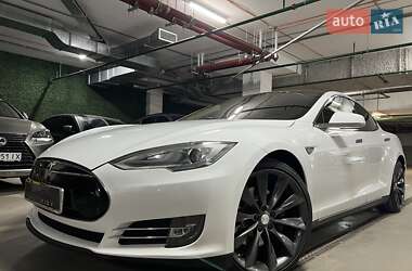 Лифтбек Tesla Model S 2013 в Киеве