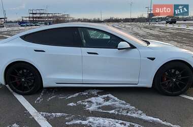 Лифтбек Tesla Model S 2018 в 