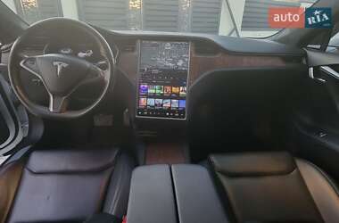 Лифтбек Tesla Model S 2020 в 