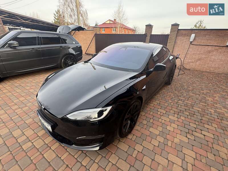 Лифтбек Tesla Model S 2021 в Киеве