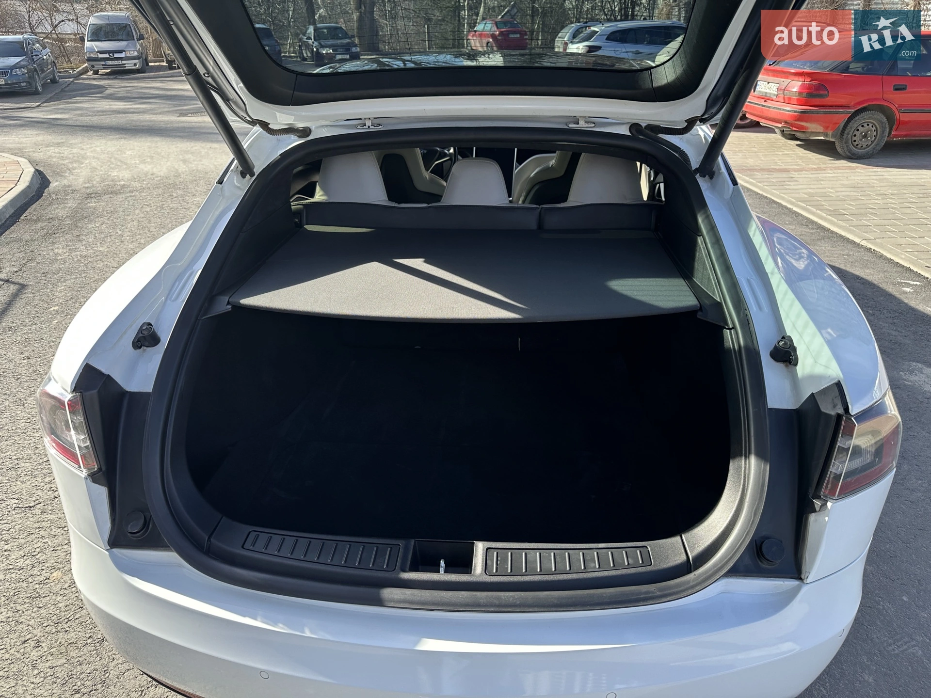 2016 Tesla Model S - мініатюра 25