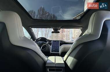 Лифтбек Tesla Model S 2016 в 