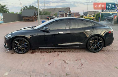 Лифтбек Tesla Model S 2017 в 