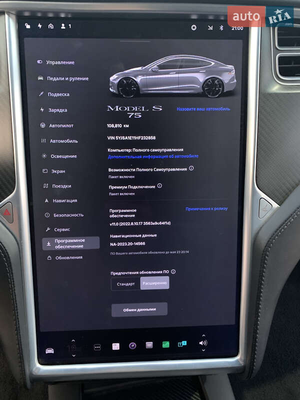 Ліфтбек Tesla Model S 2017 в Сарнах