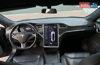 Лифтбек Tesla Model S 2017 в 