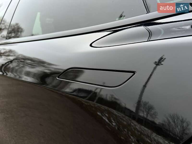 Лифтбек Tesla Model S 2017 в Нежине