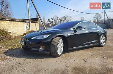 Ліфтбек Tesla Model S 2013 в 