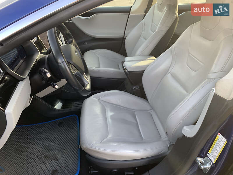 Ліфтбек Tesla Model S 2015 в Києві фото 16 Ліфтбек Tesla Model S 2015 в Києві