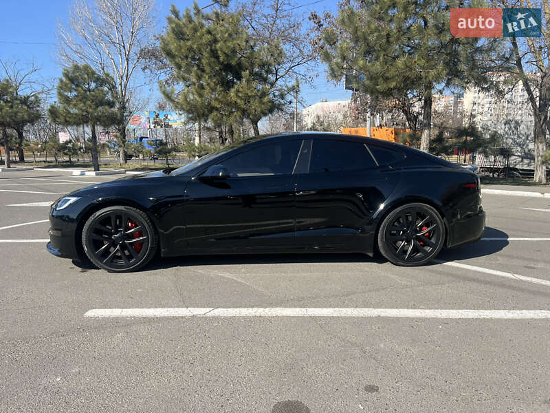 Лифтбек Tesla Model S 2023 в Одессе