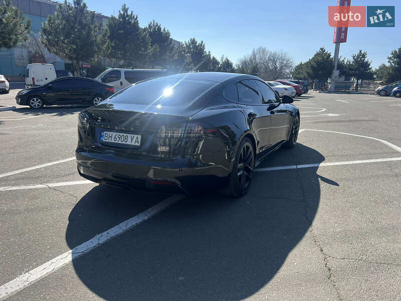 Лифтбек Tesla Model S 2023 в Одессе