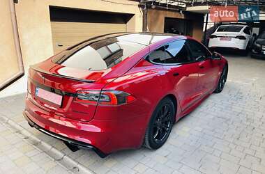 Лифтбек Tesla Model S 2021 в 