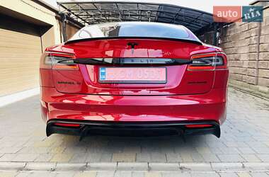 Лифтбек Tesla Model S 2021 в 