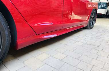 Лифтбек Tesla Model S 2021 в 