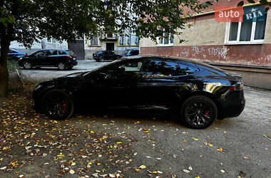 Лифтбек Tesla Model S 2018 в 