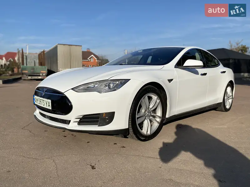 Tesla Model S