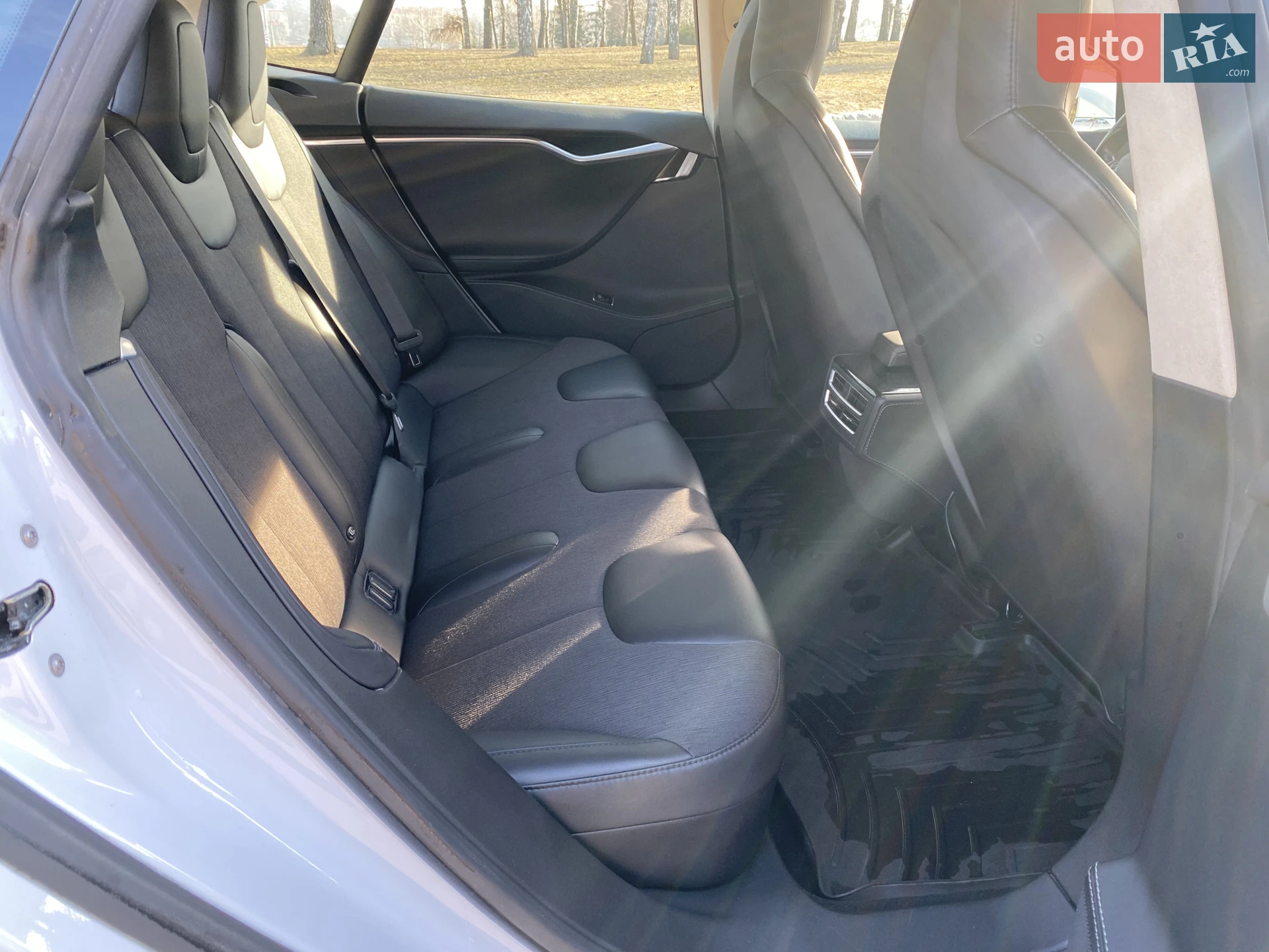 2016 Tesla Model S - мініатюра 13