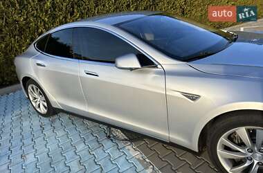 Лифтбек Tesla Model S 2014 в Киеве