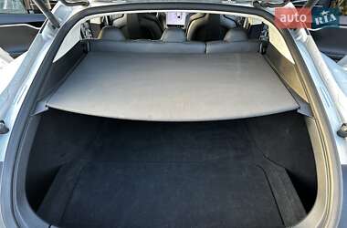 Лифтбек Tesla Model S 2014 в Киеве