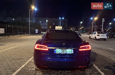 Лифтбек Tesla Model S 2016 в 