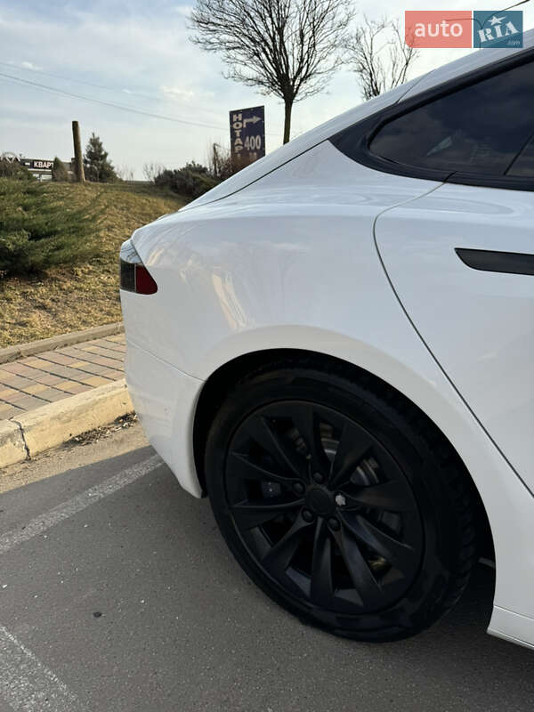 Ліфтбек Tesla Model S 2019 в Києві