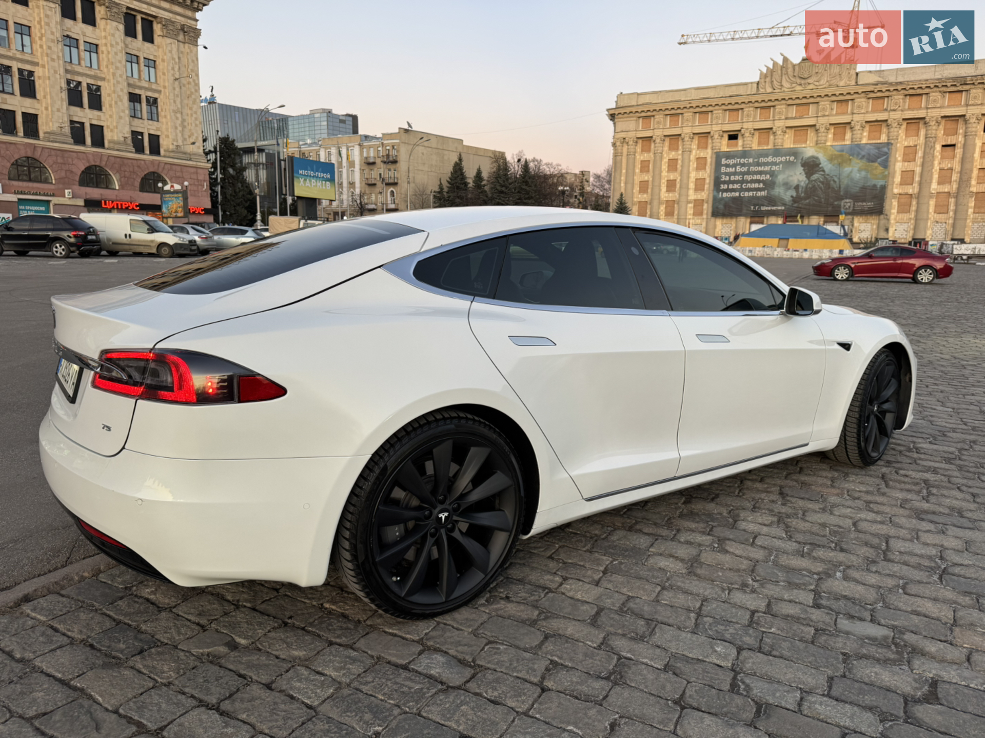 2017 Tesla Model S - мініатюра 8