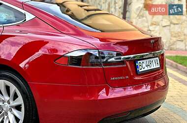 Лифтбек Tesla Model S 2017 в 