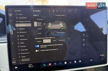 Лифтбек Tesla Model S 2021 в 