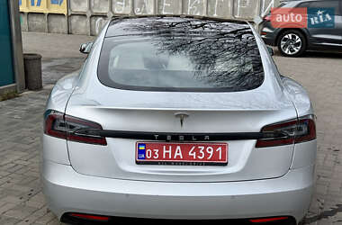 Лифтбек Tesla Model S 2018 в Днепре