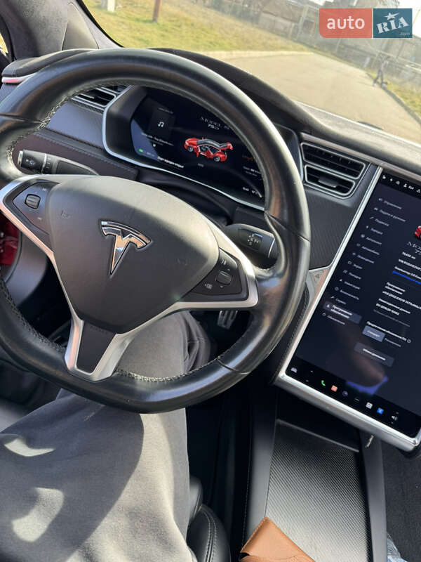 Лифтбек Tesla Model S 2018 в Одессе