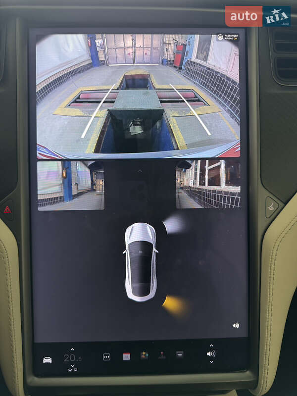 Ліфтбек Tesla Model S 2018 в Дніпрі