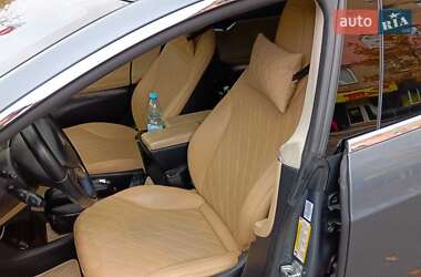 Ліфтбек Tesla Model S 2013 в 