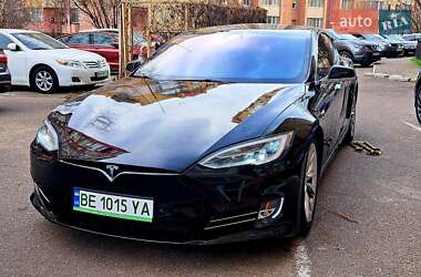 Лифтбек Tesla Model S 2017 в Одессе