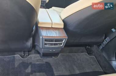 Лифтбек Tesla Model S 2017 в 