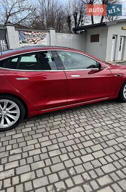 Лифтбек Tesla Model S 2017 в 