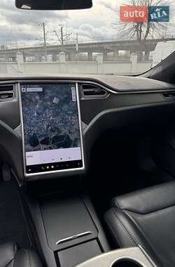 Лифтбек Tesla Model S 2017 в 