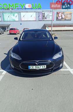 Лифтбек Tesla Model S 2014 в 