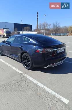 Лифтбек Tesla Model S 2014 в 
