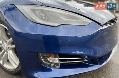 Ліфтбек Tesla Model S 2015 в Харкові