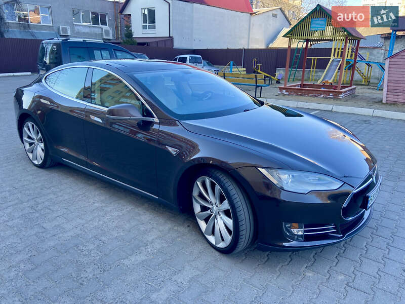 Лифтбек Tesla Model S 2012 в Хмельницком фото 22 Лифтбек Tesla Model S 2012 в Хмельницком