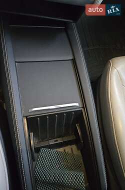 Лифтбек Tesla Model S 2014 в 