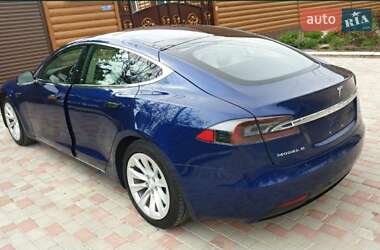 Ліфтбек Tesla Model S 2017 в Одесі фото 5 Ліфтбек Tesla Model S 2017 в Одесі