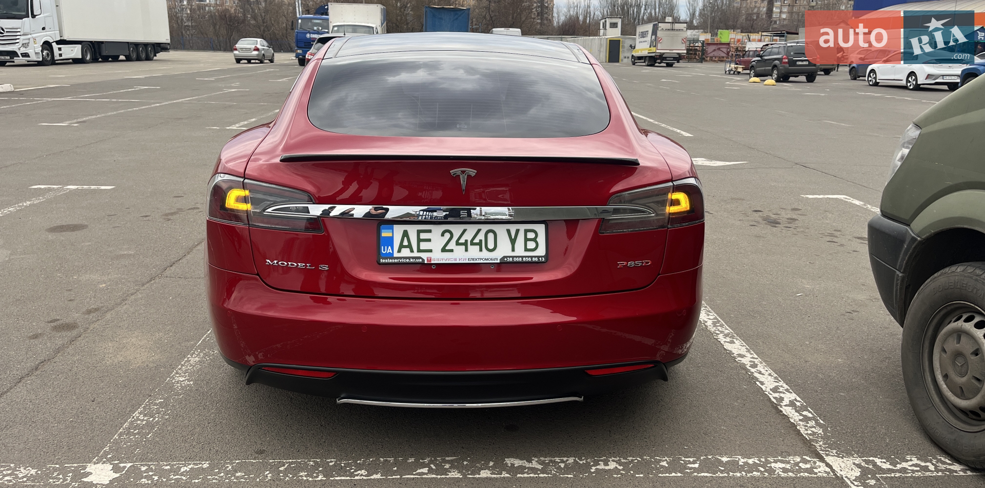 2015 Tesla Model S - мініатюра 11
