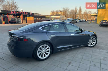 Лифтбек Tesla Model S 2018 в 