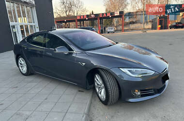 Лифтбек Tesla Model S 2018 в 