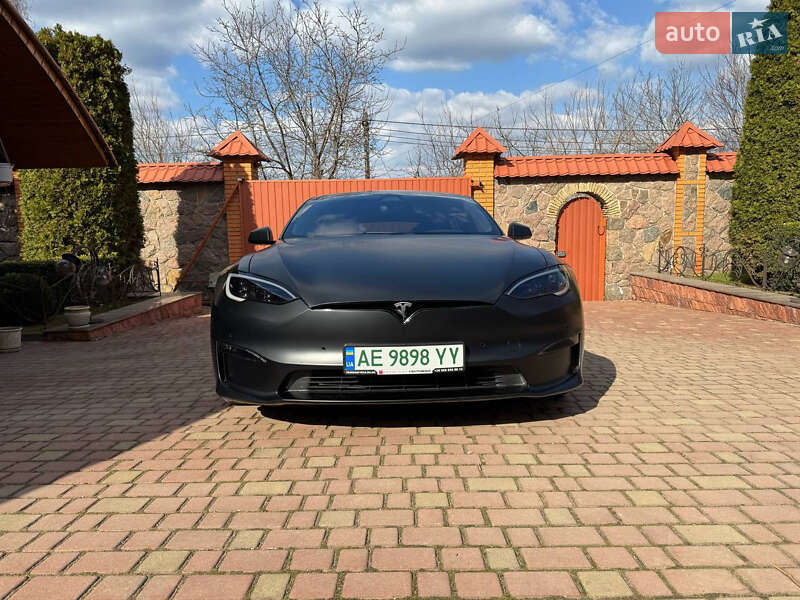 Tesla Model S 2022
