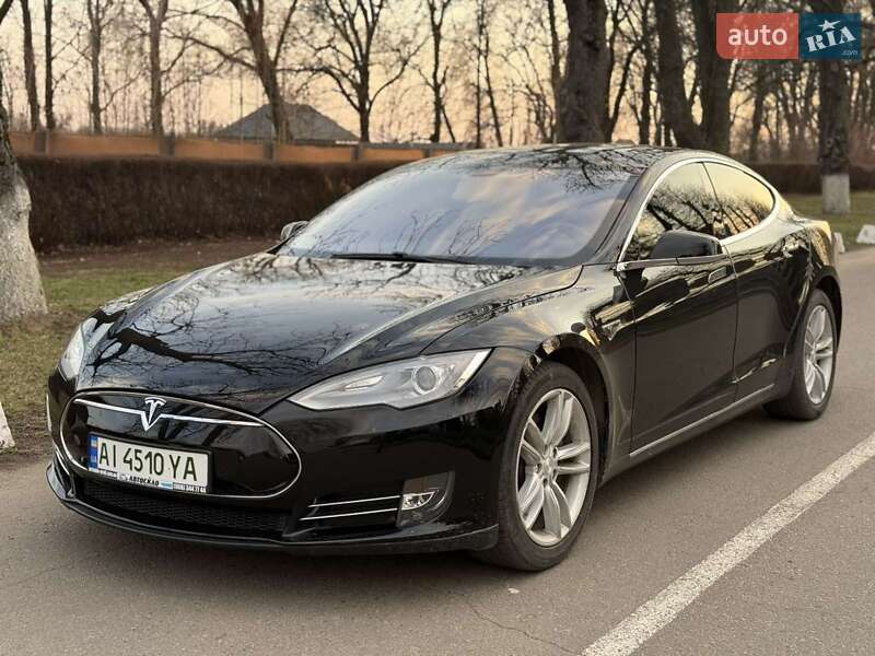 Ліфтбек Tesla Model S 2012 в Білій Церкві