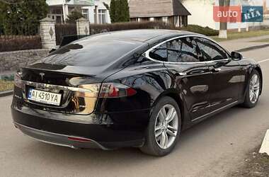 Лифтбек Tesla Model S 2012 в 