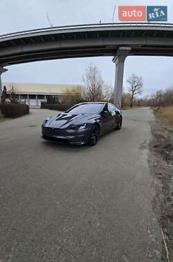 Лифтбек Tesla Model S 2021 в Киеве